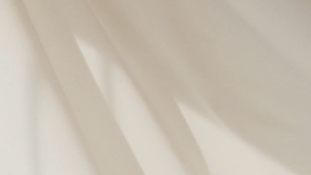 Cargar vídeo: Crema Facial de Dia con Oro Coloidal 24k